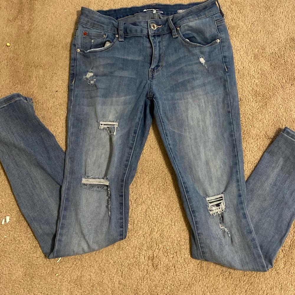 Cute skinny jeans at the ankle